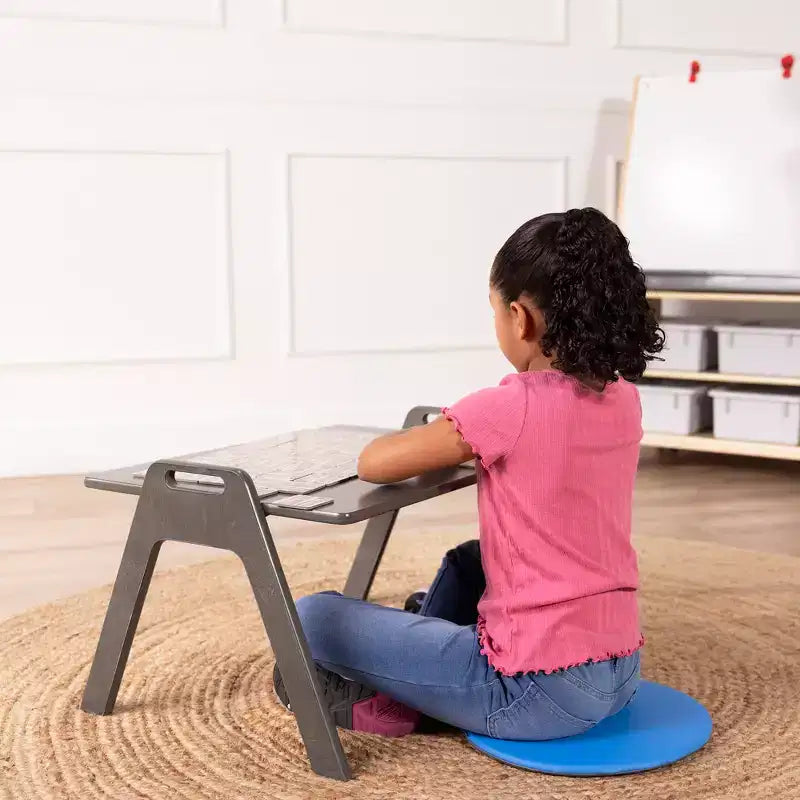 Table d'activités Montessori pour enfants, pupitre portable en contreplaqué de bouleau