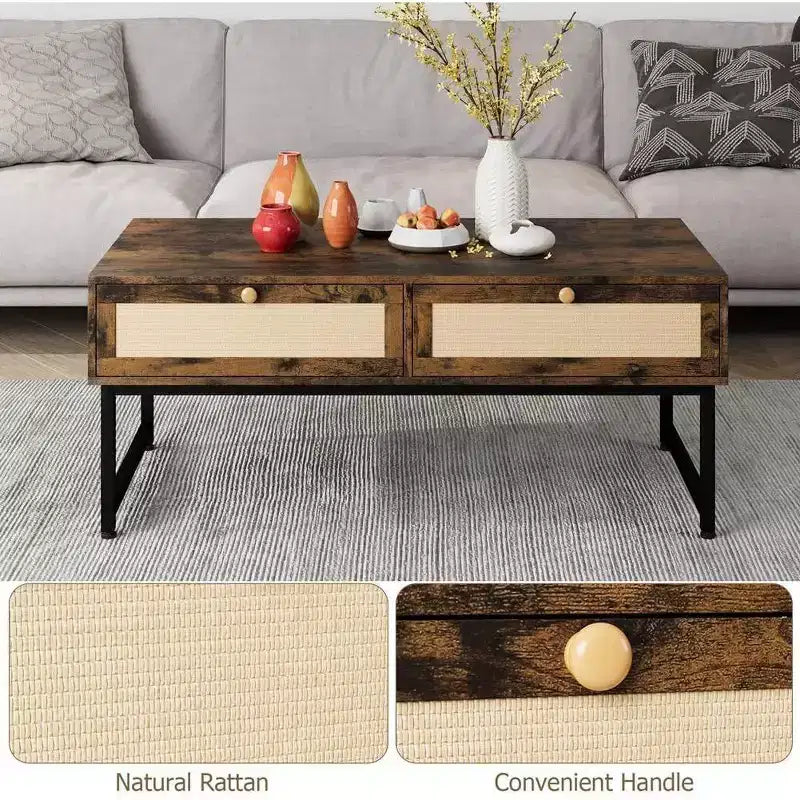 Table basse en rotin à cadre métallique de 46 pouces avec deux tiroirs, un compartiment de rangement caché et une étagère ouverte