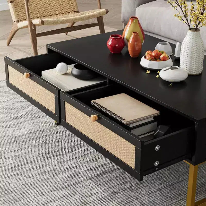 Table basse en rotin à cadre métallique de 46 pouces avec deux tiroirs, un compartiment de rangement caché et une étagère ouverte