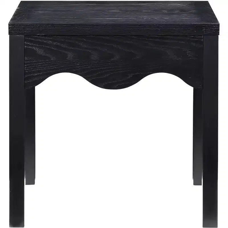 Guéridon en chêne noir avec tablier festonné
